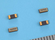 Several technical indicators of crystal vibration are introduced